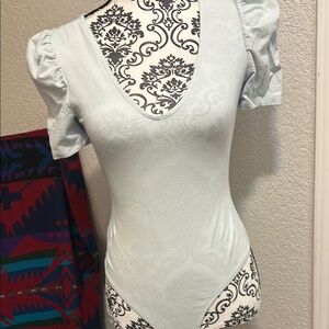 Wild Fable Body Suit Sz S